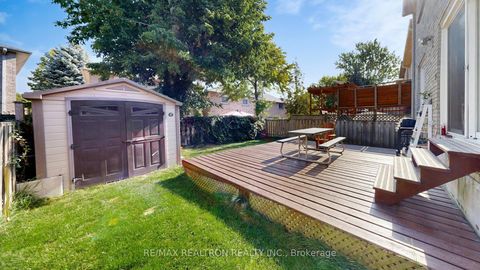 Photo 44 at 25 Greybeaver Trail, Rouge E10, Toronto