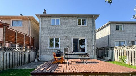 Photo 46 at 25 Greybeaver Trail, Rouge E10, Toronto