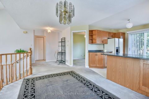 Photo 9 at 2276 Scythes Street, Stroud, Innisfil