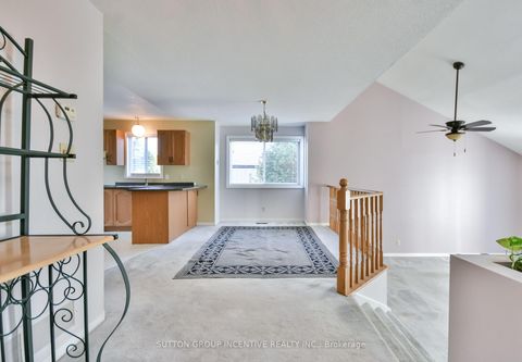 Photo 12 at 2276 Scythes Street, Stroud, Innisfil Photo 12 at 2276 Scythes Street, Stroud, Innisfil