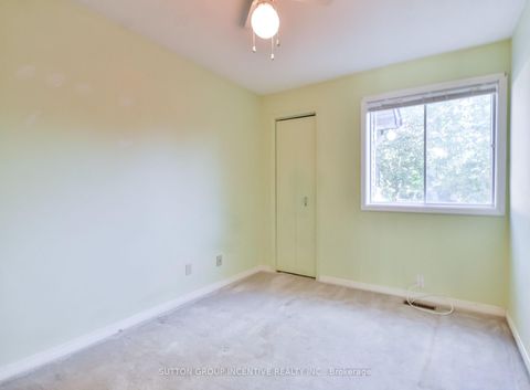 Photo 14 at 2276 Scythes Street, Stroud, Innisfil Photo 14 at 2276 Scythes Street, Stroud, Innisfil