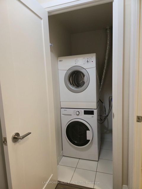 Photo 19 at 407 - 18 Graydon Hall Drive, Donalda, Toronto