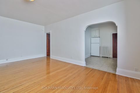 Photo 10 at 1215 Woodbine Avenue, Lumsden, Toronto