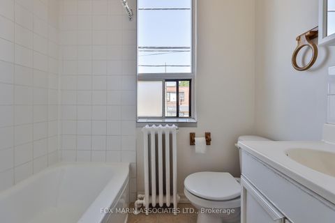 Photo 15 at 1215 Woodbine Avenue, Lumsden, Toronto