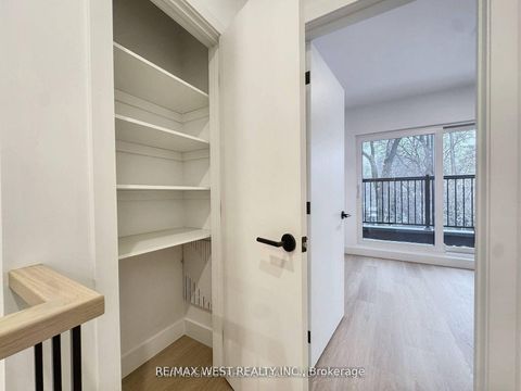 Photo 18 at 49 Morningside Avenue, Swansea, Toronto