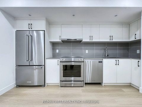 Photo 31 at 49 Morningside Avenue, Swansea, Toronto