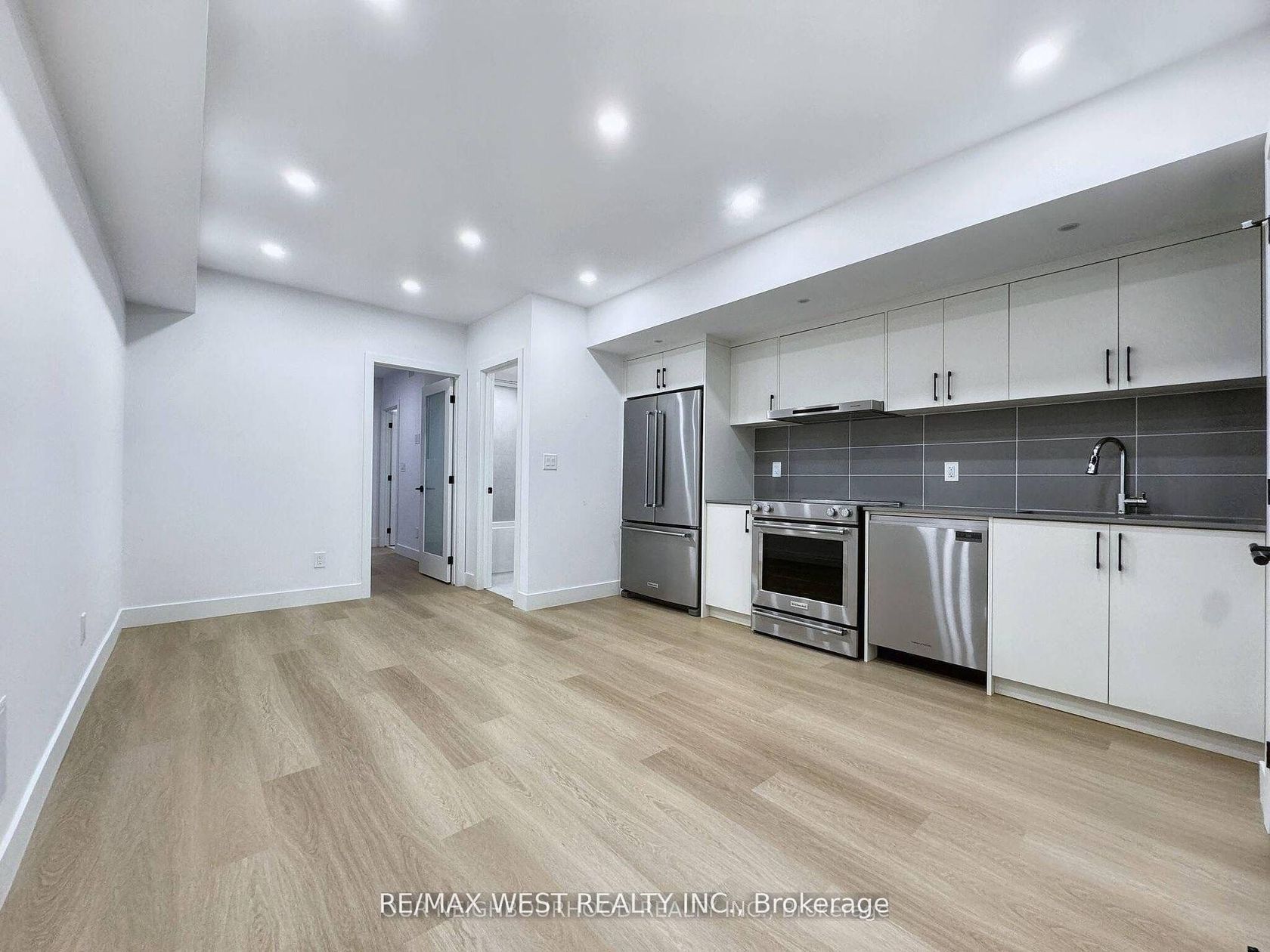 Photo 30 at 49 Morningside Avenue, Swansea, Toronto Photo 30 at 49 Morningside Avenue, Swansea, Toronto