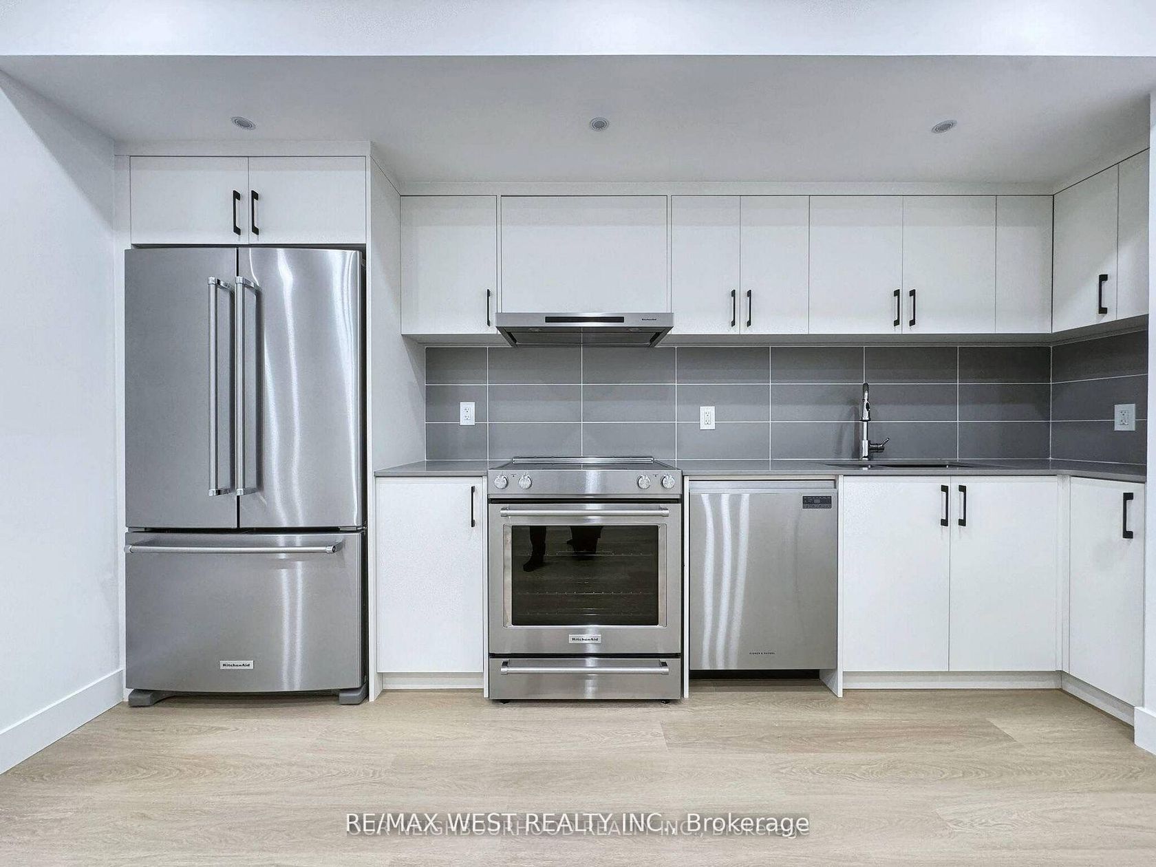 Photo 31 at 49 Morningside Avenue, Swansea, Toronto Photo 31 at 49 Morningside Avenue, Swansea, Toronto