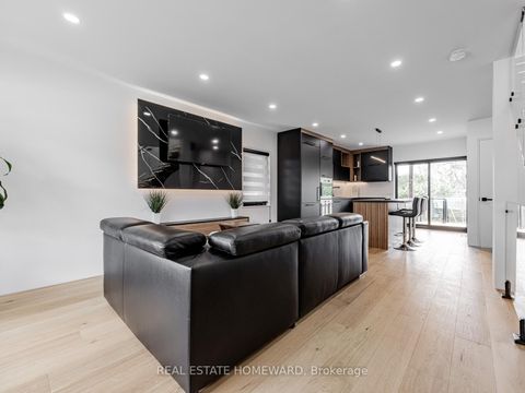 Photo 7 at 10 Juliana Court, Lambton Baby Point, Toronto