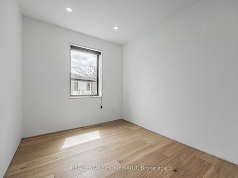 Photo 16 at 10 Juliana Court, Lambton Baby Point, Toronto