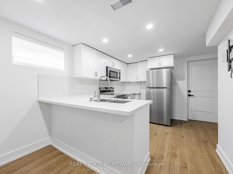 Photo 23 at 10 Juliana Court, Lambton Baby Point, Toronto