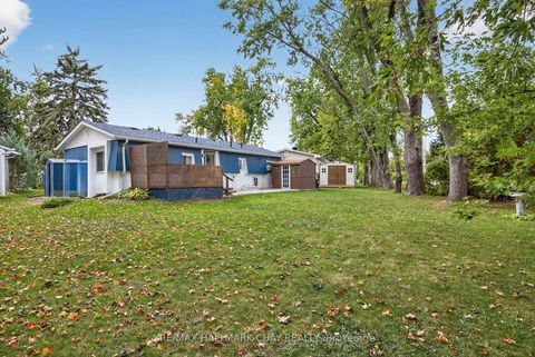 Photo 23 at 9 Locust Hill Court, Rural Innisfil, Innisfil