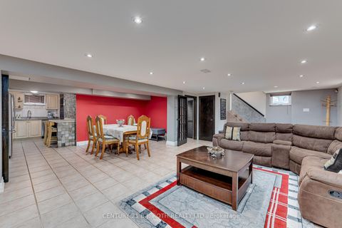 Photo 37 at 193 Epsom Downs Drive, CFB, Toronto