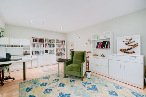 Photo 7 at 33 Broadcast Lane, South St. James Town, Toronto