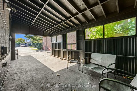 Photo 4 at 63 Crosland Drive, Maryvale, Toronto