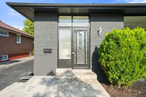 Photo 5 at 63 Crosland Drive, Maryvale, Toronto