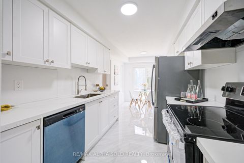 Photo 9 at 158 Ingleton Boulevard, Milliken, Toronto