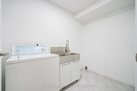Photo 22 at 158 Ingleton Boulevard, Milliken, Toronto
