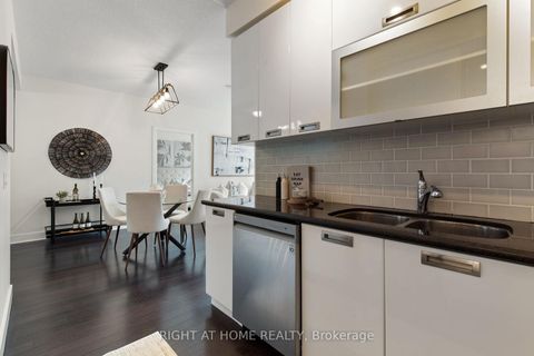 Photo 11 at 732 - 90 Stadium Road, Niagara, Toronto