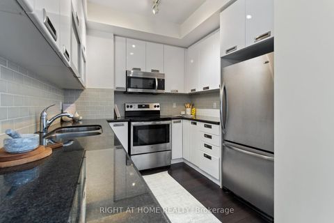 Photo 13 at 732 - 90 Stadium Road, Niagara, Toronto