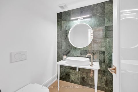 Photo 14 at 46 Poplar Avenue, City Centre West, Toronto