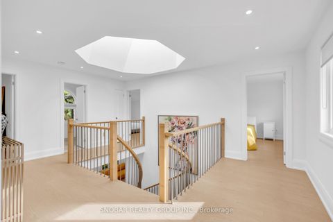 Photo 21 at 46 Poplar Avenue, City Centre West, Toronto