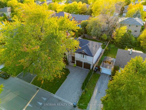 Photo 33 at 46 Poplar Avenue, City Centre West, Toronto