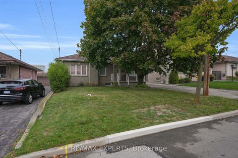 Photo 12 at 26 Grovedale Avenue, Maple Leaf, Toronto