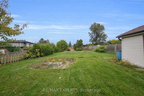 Photo 20 at 26 Grovedale Avenue, Maple Leaf, Toronto