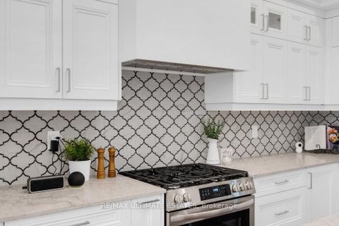 Photo 14 at 290 Bathurst Street, Bellwoods, Toronto