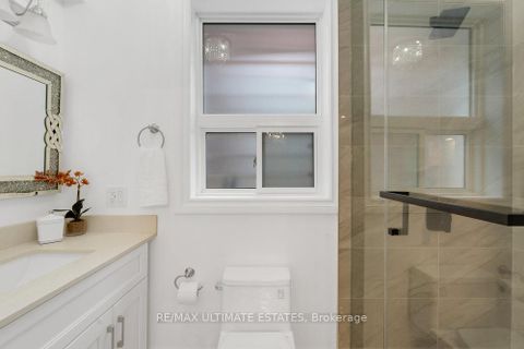 Photo 19 at 290 Bathurst Street, Bellwoods, Toronto