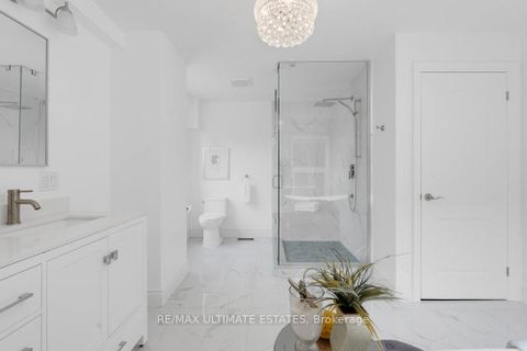 Photo 26 at 290 Bathurst Street, Bellwoods, Toronto