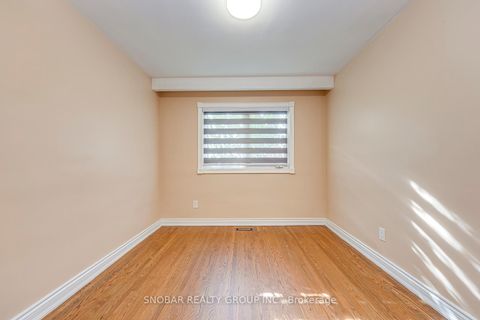 Photo 12 at 88 Poynter Drive, The Westway, Toronto