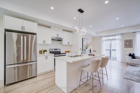 Photo 3 at 99 Crimson Forest Drive, Patterson, Vaughan