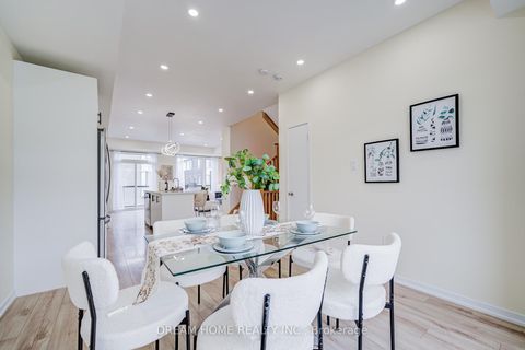 Photo 16 at 99 Crimson Forest Drive, Patterson, Vaughan