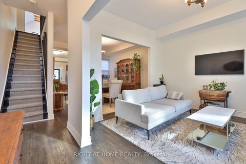 Photo 1 at 161 Euclid Avenue, Bellwoods, Toronto