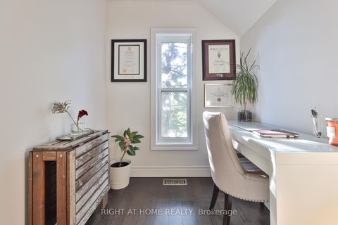 Photo 33 at 161 Euclid Avenue, Bellwoods, Toronto