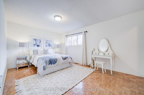 Photo 19 at 47 Colleen Street, Yorkhill, Vaughan