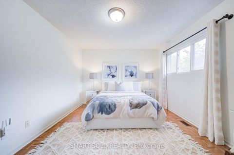 Photo 20 at 47 Colleen Street, Yorkhill, Vaughan