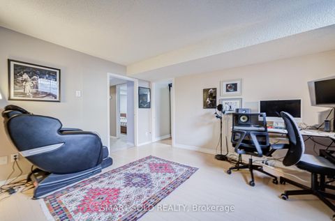 Photo 33 at 47 Colleen Street, Yorkhill, Vaughan