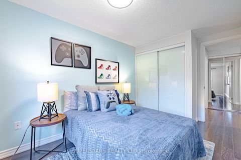 Photo 14 at 7 Steepleview Crescent, North Richvale, Richmond Hill