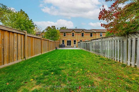 Photo 21 at 7 Steepleview Crescent, North Richvale, Richmond Hill