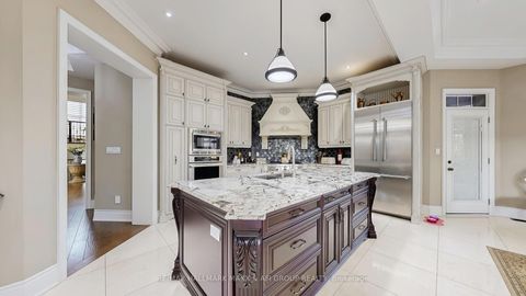 Photo 10 at 109 Farrell Road, Patterson, Vaughan