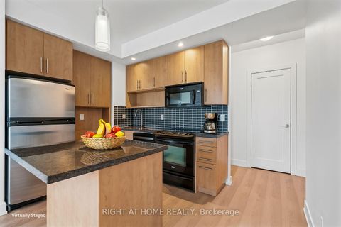 Photo 9 at 3302 - 120 Homewood Avenue, North St. James Town, Toronto