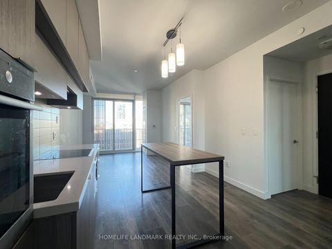 Photo 3 at 1007 - 8 Eglinton Avenue E, Mount Pleasant West, Toronto