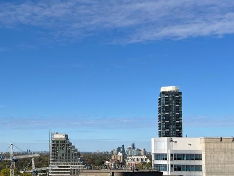 Photo 7 at 1007 - 8 Eglinton Avenue E, Mount Pleasant West, Toronto