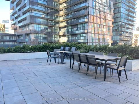 Photo 9 at 1007 - 8 Eglinton Avenue E, Mount Pleasant West, Toronto