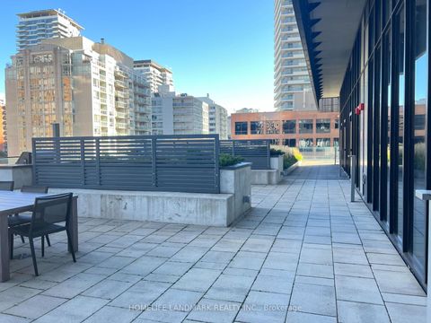 Photo 10 at 1007 - 8 Eglinton Avenue E, Mount Pleasant West, Toronto