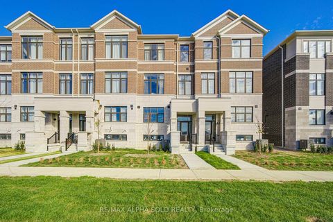 Photo 1 at 11415 LESLIE Street, Rural Richmond Hill, Richmond Hill