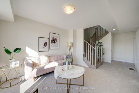 Photo 5 at 11415 LESLIE Street, Rural Richmond Hill, Richmond Hill